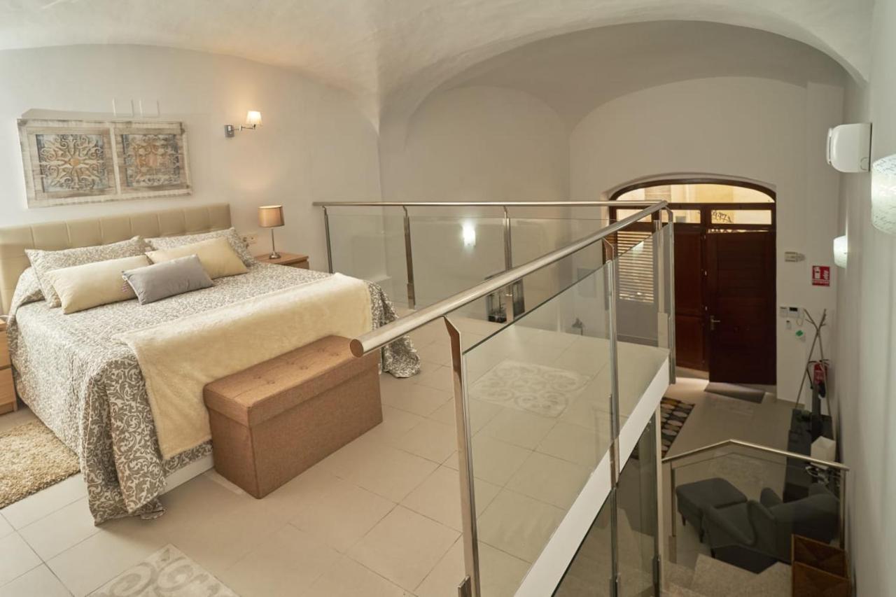 Apartamento Turistico Centro Monumental -- Caces 외부 사진